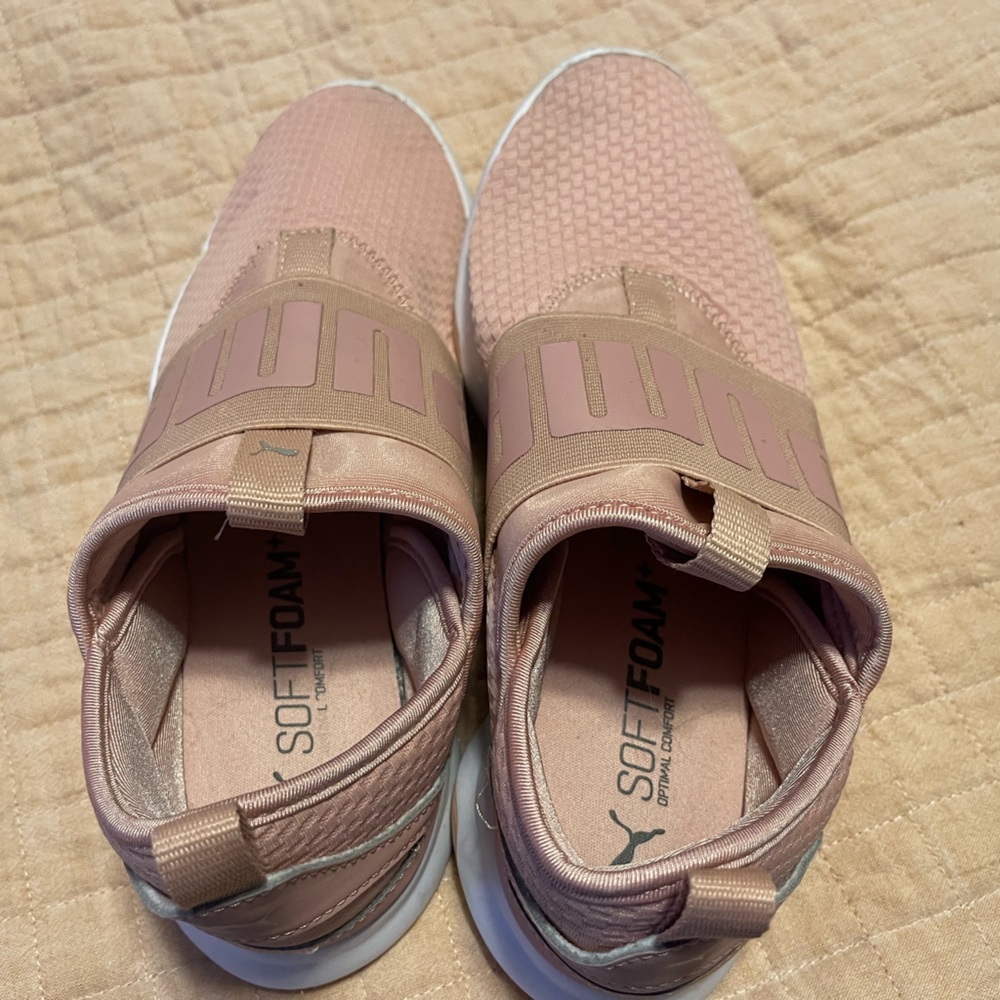 Women’s Puma Sneakers